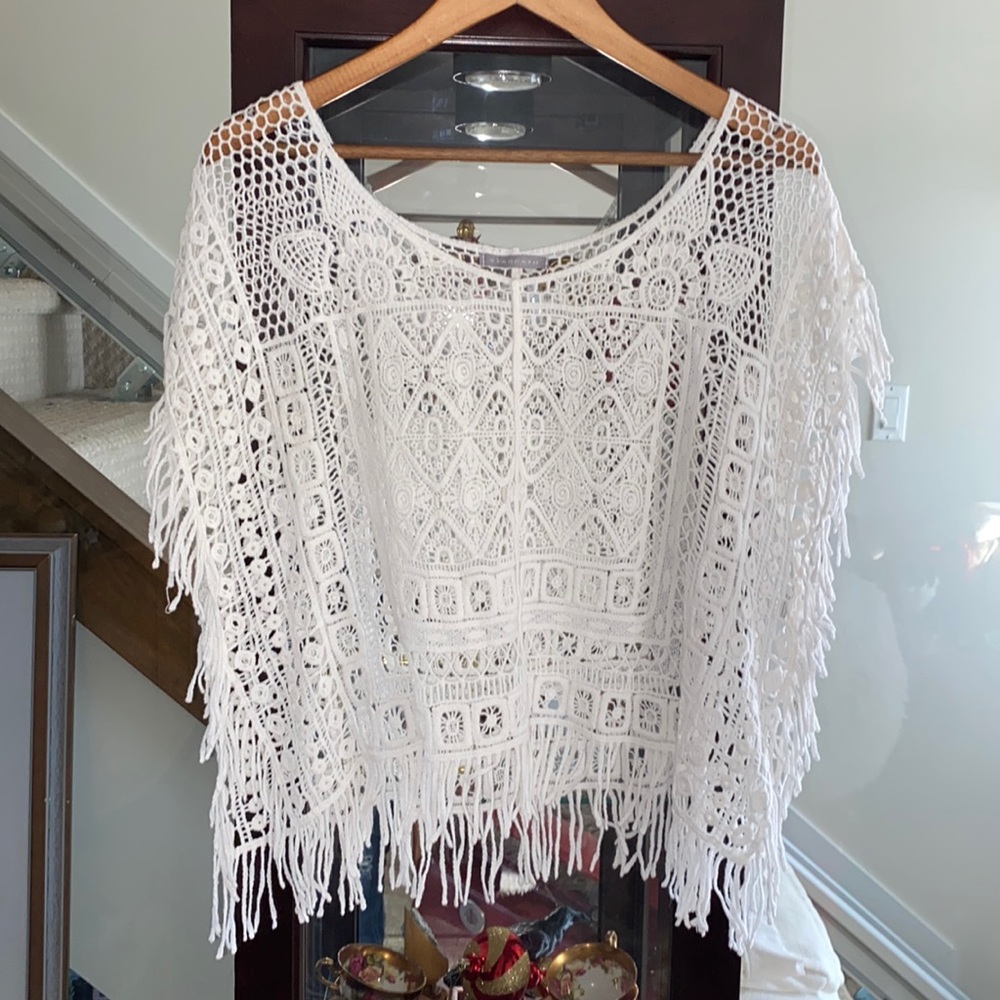 Staccato Boho Crocheted Throw Over Top - Picture 1 of 4